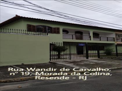 Casa à Venda