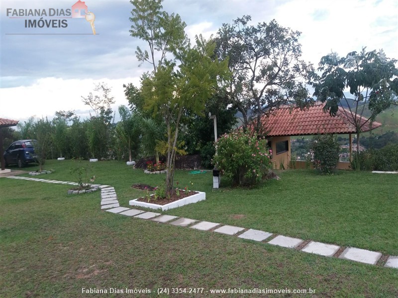 Sítio a Venda no Campo Alegre em Itatiaia