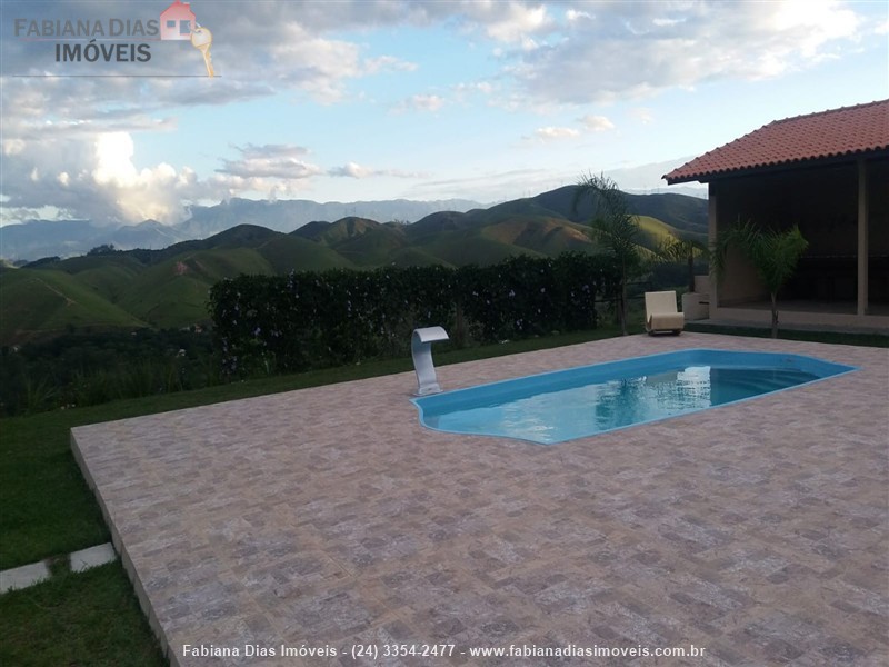 Sítio a Venda no Campo Alegre em Itatiaia